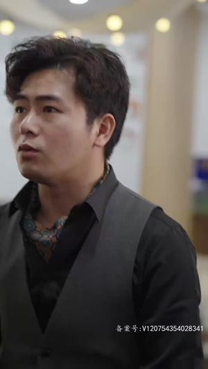 《过度反应》短剧免费全集