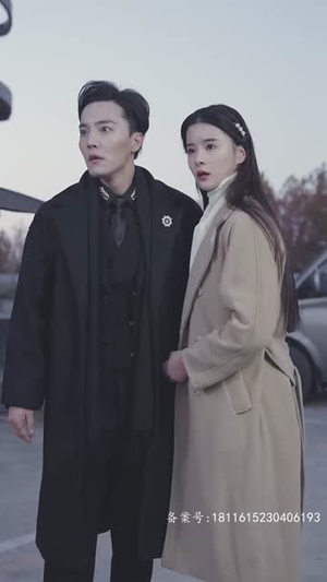 《穿进末世后，我与仇人同居了》短剧完整版