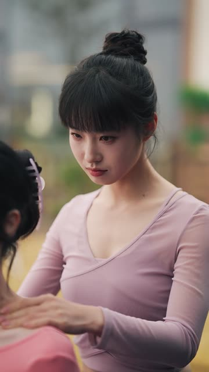 《于她掌控》短剧免费看全集