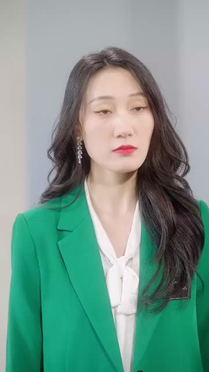 《与他同谋》短剧全集免费看